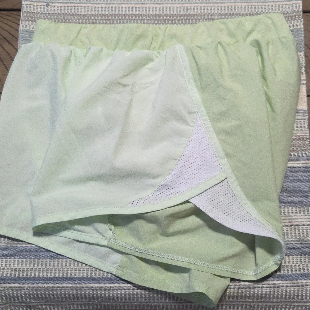 Under Armour Green Athletic Shorts - Picture 3 of 11